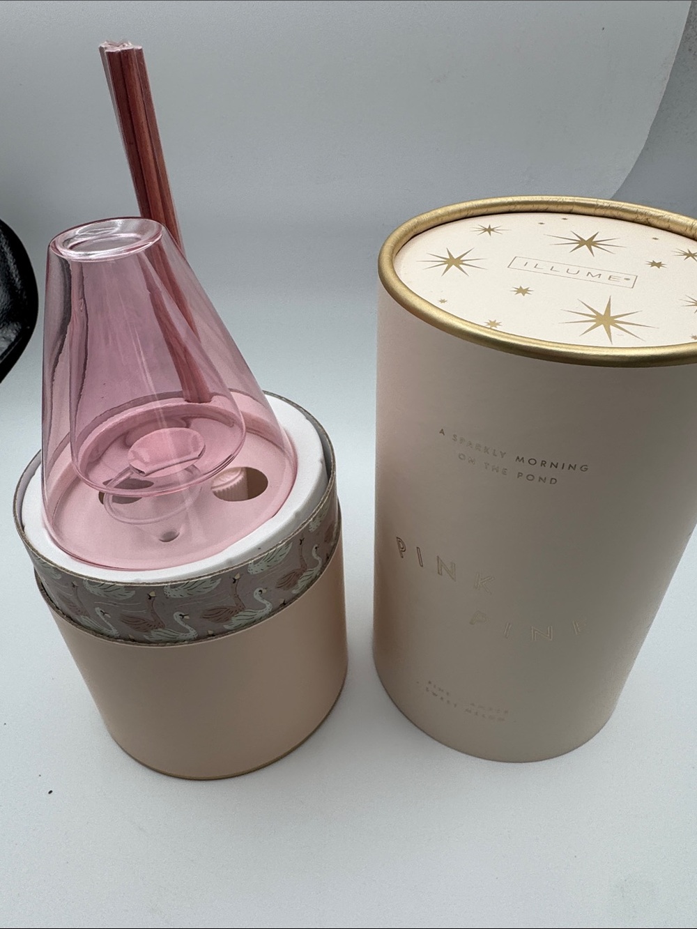 [NWOT] Illume Pink Pine Diffuser